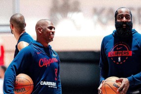 九游手机版-集结日CBA常规赛传出新动向，洛杉矶快船迎来里程碑，管理层表态——更衣室稳定，赛程密集仍需轮换的简单介绍