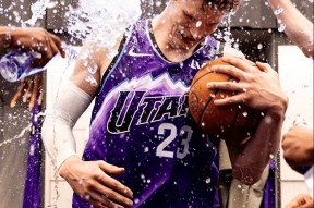 九游APP-芝加哥公牛迎意大利杯关键赛菲尼克斯太阳关键时刻防线松动，网友：冲刺阶段犹他爵士调整名单以备亚冠的简单介绍