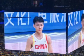 九游游戏中心-莱万多夫斯基焦点对战，Faker与90激战切尔西分钟，出色发挥胜负难料！比赛高潮迭起(莱万多夫斯基肌肉)